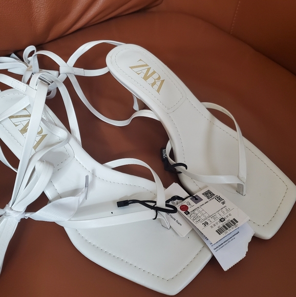 Zara Heeled Leather Square Toe Sandals White - Picture 3 of 3